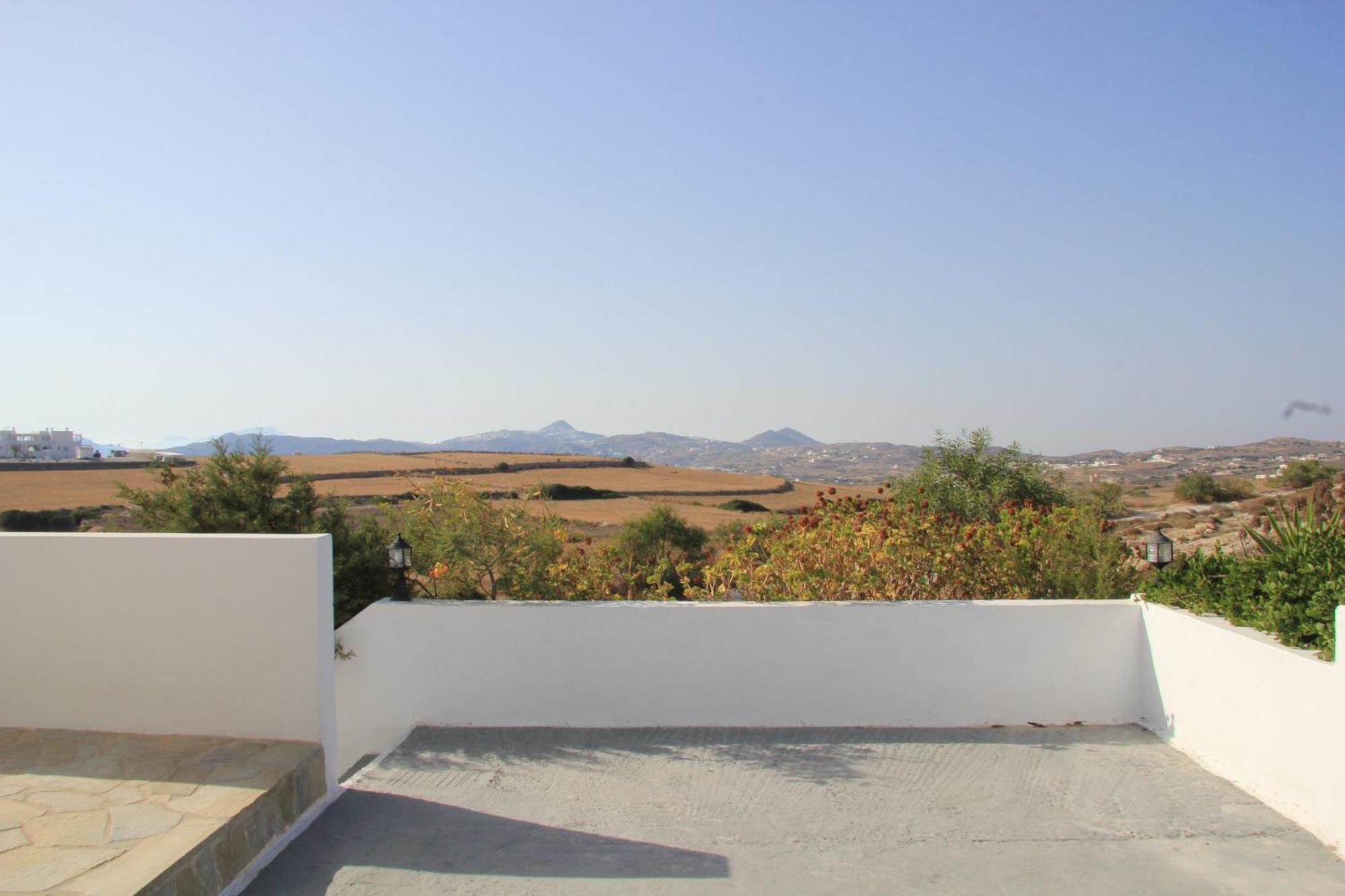 Margaritari Studios Milos Adamantas  Phòng bức ảnh